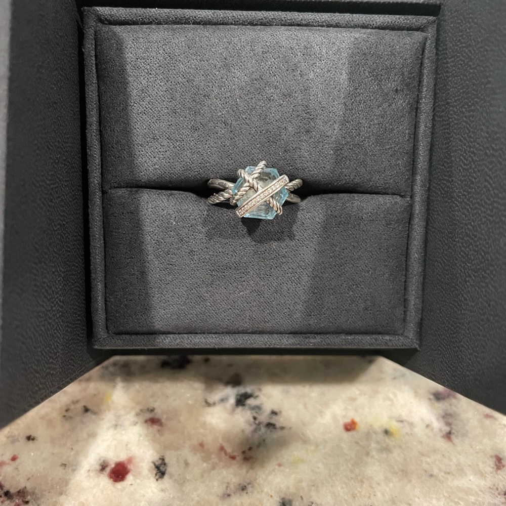 Like new David Yurman topaz, cable wrap ring, size 5.5. Perfect gift!
